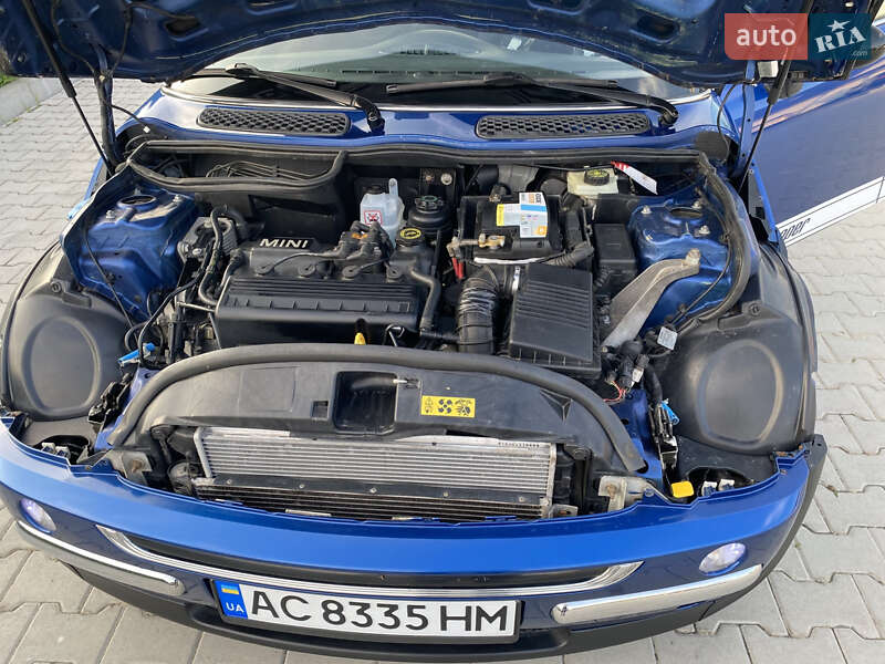 Хетчбек MINI Cooper 2002 в Винниках
