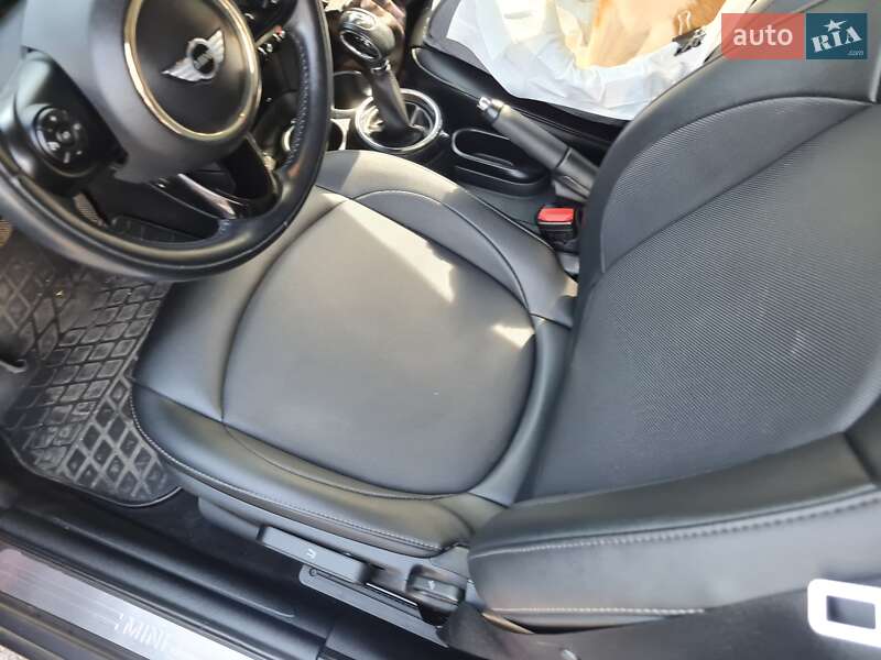 Хетчбек MINI Cooper 2015 в Одесі