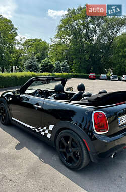 Хэтчбек MINI Cooper 2016 в 