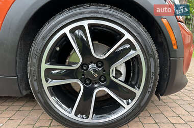 Хэтчбек MINI Cooper 2011 в 