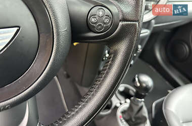 Хэтчбек MINI Cooper 2011 в 