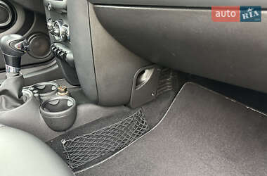 Хэтчбек MINI Cooper 2011 в 