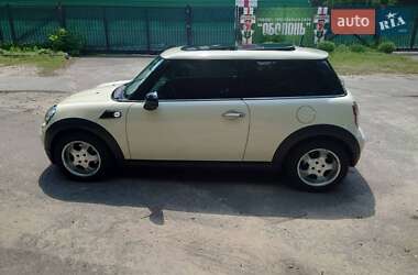 Хэтчбек MINI Cooper 2007 в 
