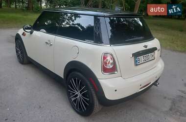 Хэтчбек MINI Cooper 2013 в 