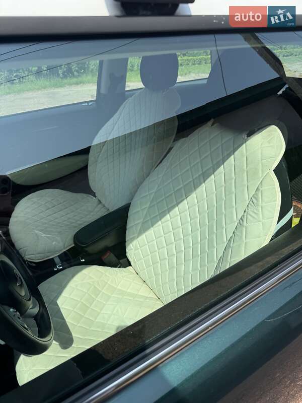 Хэтчбек MINI Cooper 2008 в Ровно