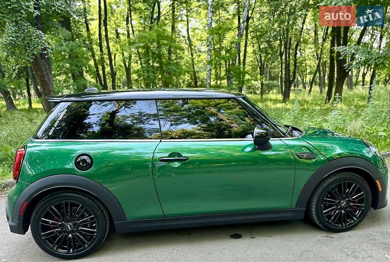 Хэтчбек MINI Cooper 2022 в Киеве