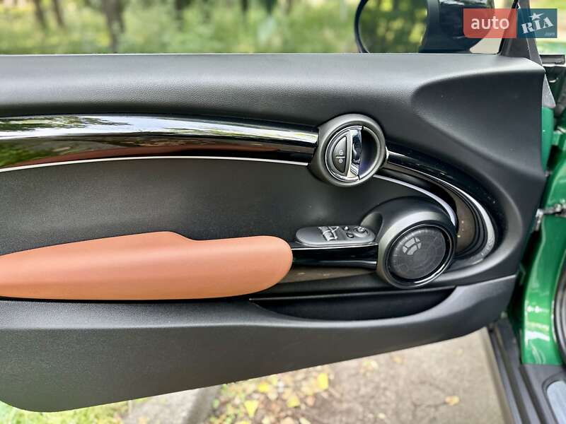 Хэтчбек MINI Cooper 2022 в Киеве