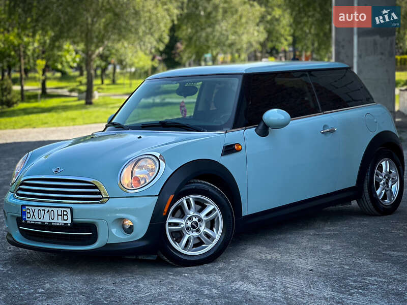 MINI Cooper 2013