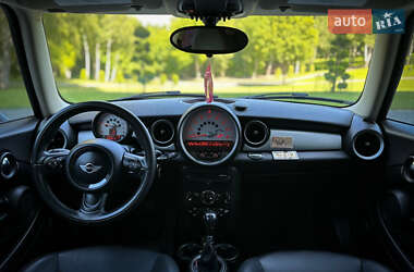 Хэтчбек MINI Cooper 2013 в 