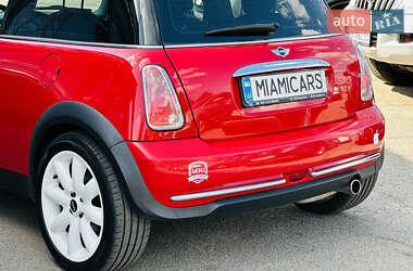 Хэтчбек MINI Cooper 2004 в 