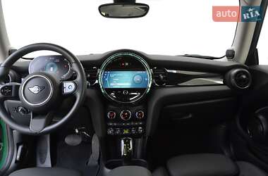 Хэтчбек MINI Cooper 2023 в 