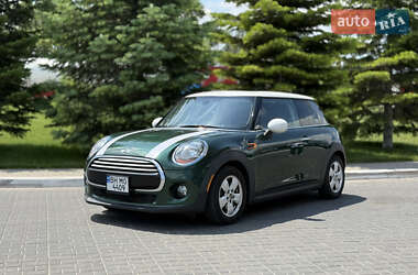 Хетчбек MINI Cooper 2015 в Одесі Хетчбек MINI Cooper 2015 в Одесі