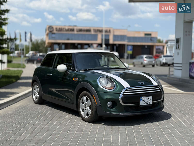 Хэтчбек MINI Cooper 2015 в Одессе