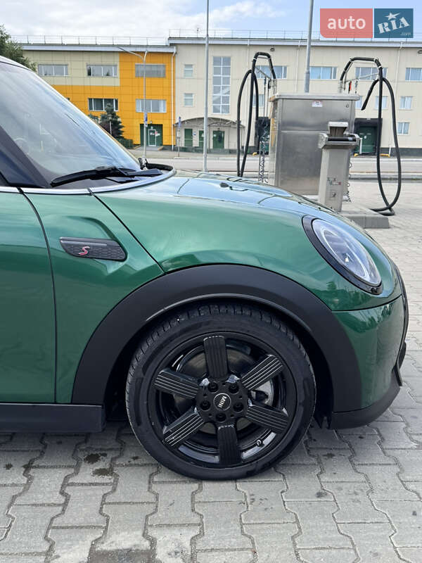 Хэтчбек MINI Cooper 2021 в Киеве