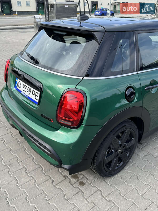 Хэтчбек MINI Cooper 2021 в Киеве