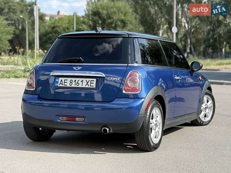 Хэтчбек MINI Cooper 2012 в Днепре