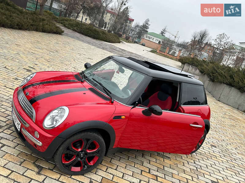 Хэтчбек MINI Cooper 2003 в Белой Церкви