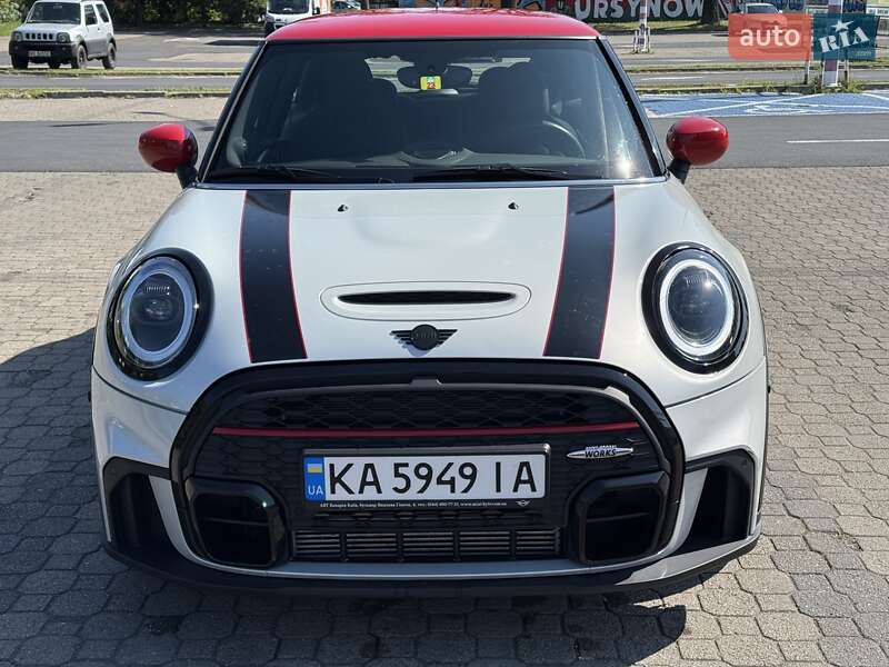 Хэтчбек MINI Cooper 2021 в Киеве