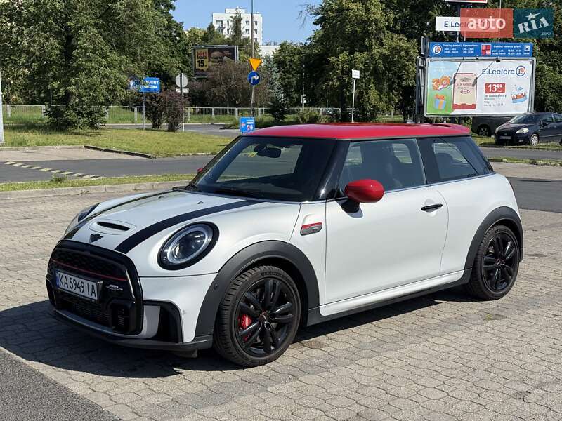Хэтчбек MINI Cooper 2021 в 