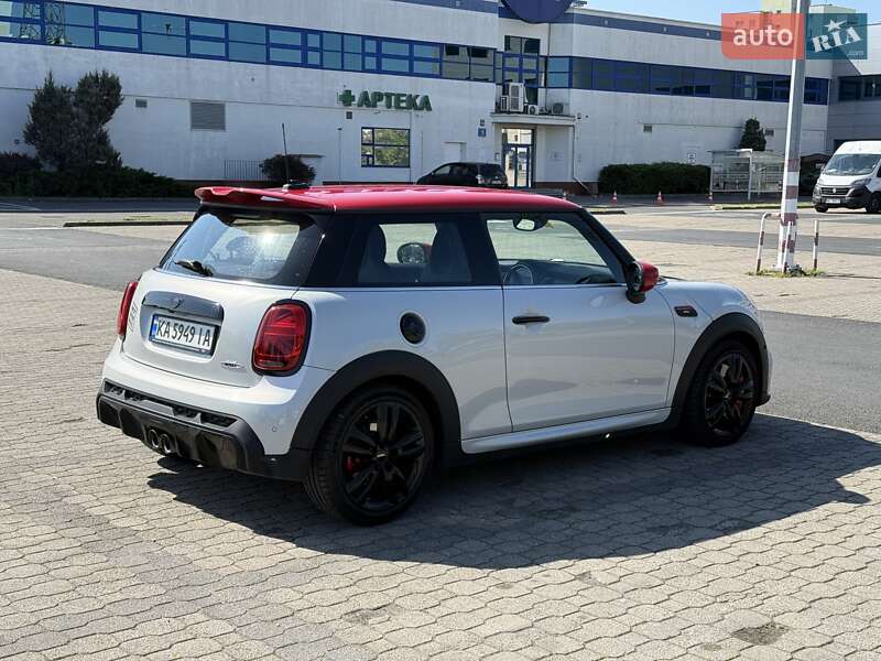 Хэтчбек MINI Cooper 2021 в Киеве