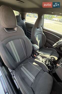 Хэтчбек MINI Cooper 2021 в 