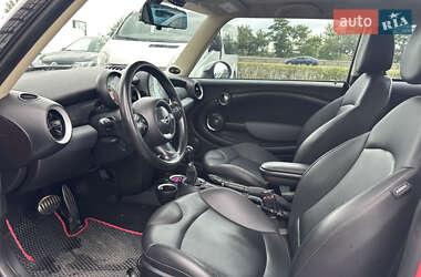Хэтчбек MINI Cooper 2011 в 