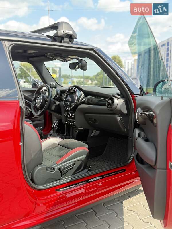 Хетчбек MINI Cooper 2019 в Києві