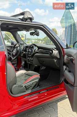 Хетчбек MINI Cooper 2019 в 
