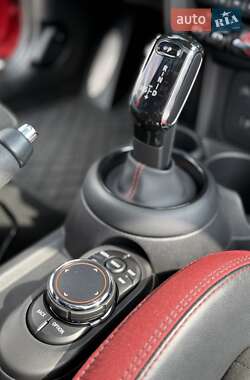 Хетчбек MINI Cooper 2019 в 