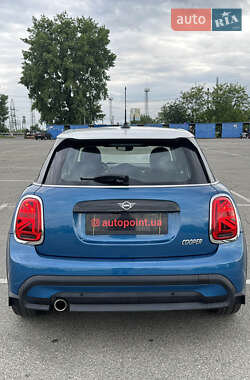Хэтчбек MINI Cooper 2021 в 