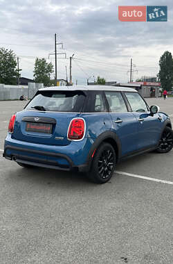 Хэтчбек MINI Cooper 2021 в 