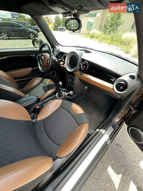 Хэтчбек MINI Cooper 2011 в Днепре