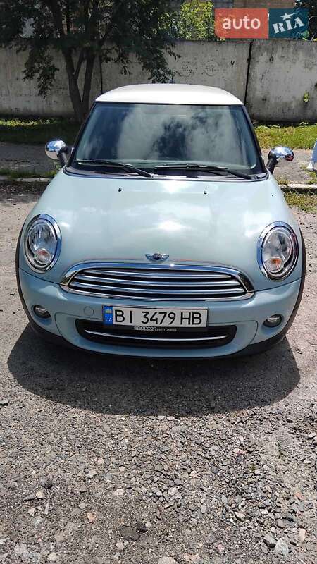 Хэтчбек MINI Cooper 2013 в Пирятине