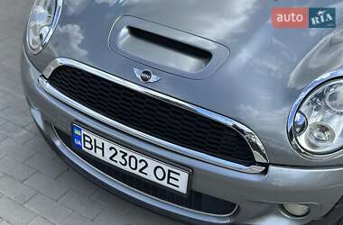 Хэтчбек MINI Cooper 2009 в 