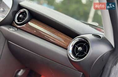 Хэтчбек MINI Cooper 2009 в 