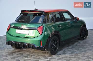 Хэтчбек MINI Cooper 2024 в 