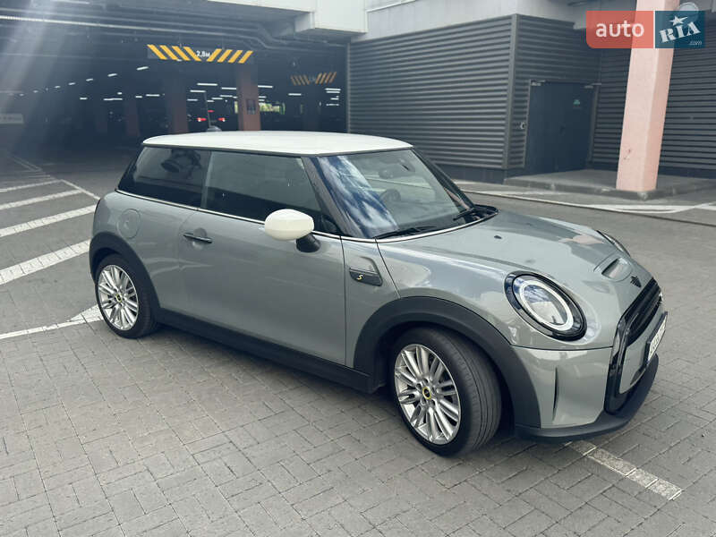 Хэтчбек MINI Cooper 2021 в Киеве