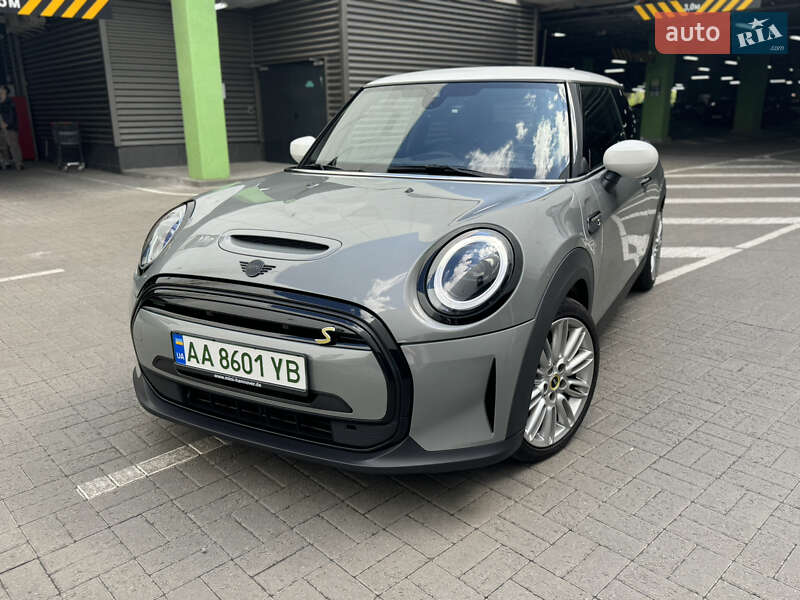 Хэтчбек MINI Cooper 2021 в Киеве