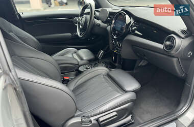 Хэтчбек MINI Cooper 2021 в 
