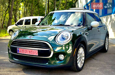 Хэтчбек MINI Cooper 2015 в Киеве
