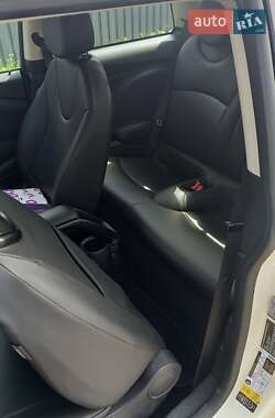Хэтчбек MINI Cooper 2013 в 