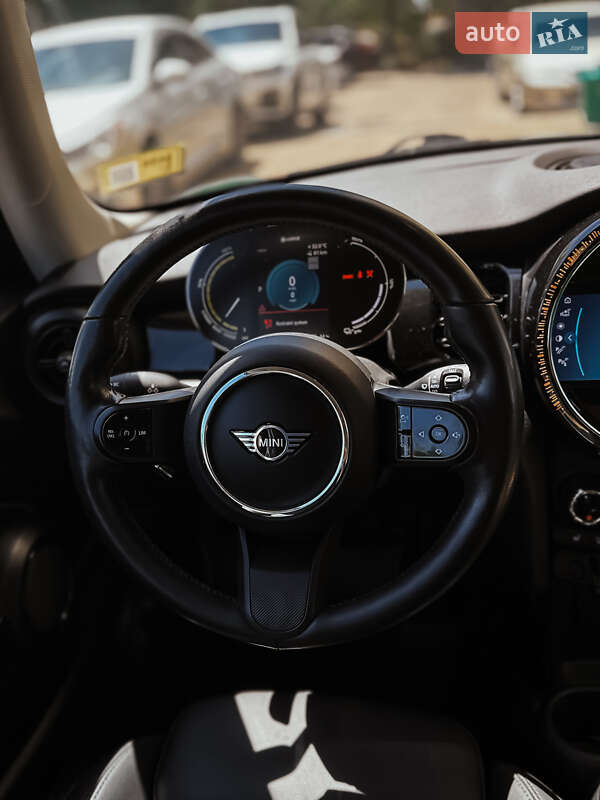 Хэтчбек MINI Cooper 2022 в Николаеве