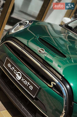 Хэтчбек MINI Cooper 2022 в 
