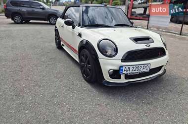 Хэтчбек MINI Cooper 2010 в 