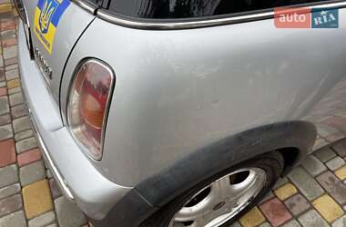 Хэтчбек MINI Cooper 2001 в 