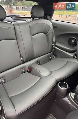 Хэтчбек MINI Cooper 2022 в 