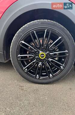Хэтчбек MINI Cooper 2022 в 
