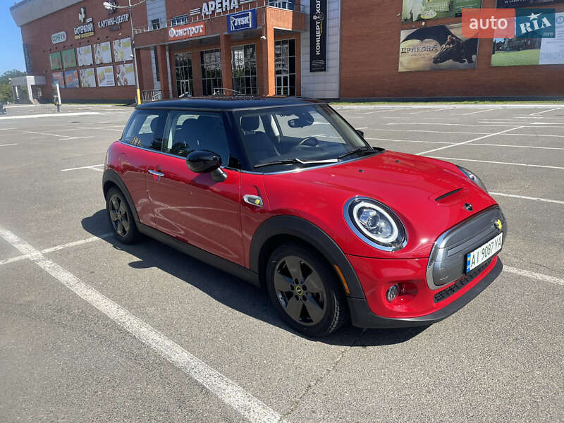 Хетчбек MINI Cooper 2020 в Києві