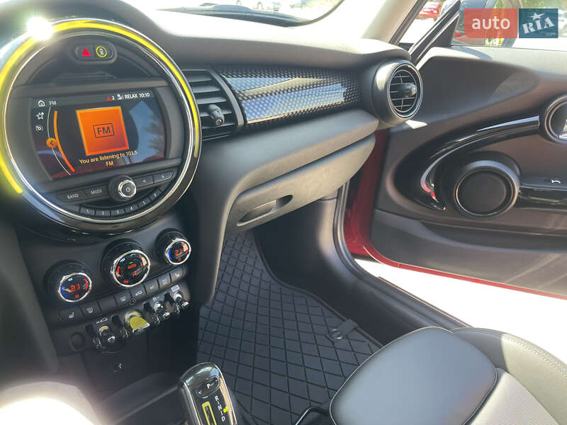 Хетчбек MINI Cooper 2020 в Києві