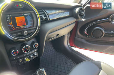 Хэтчбек MINI Cooper 2020 в 